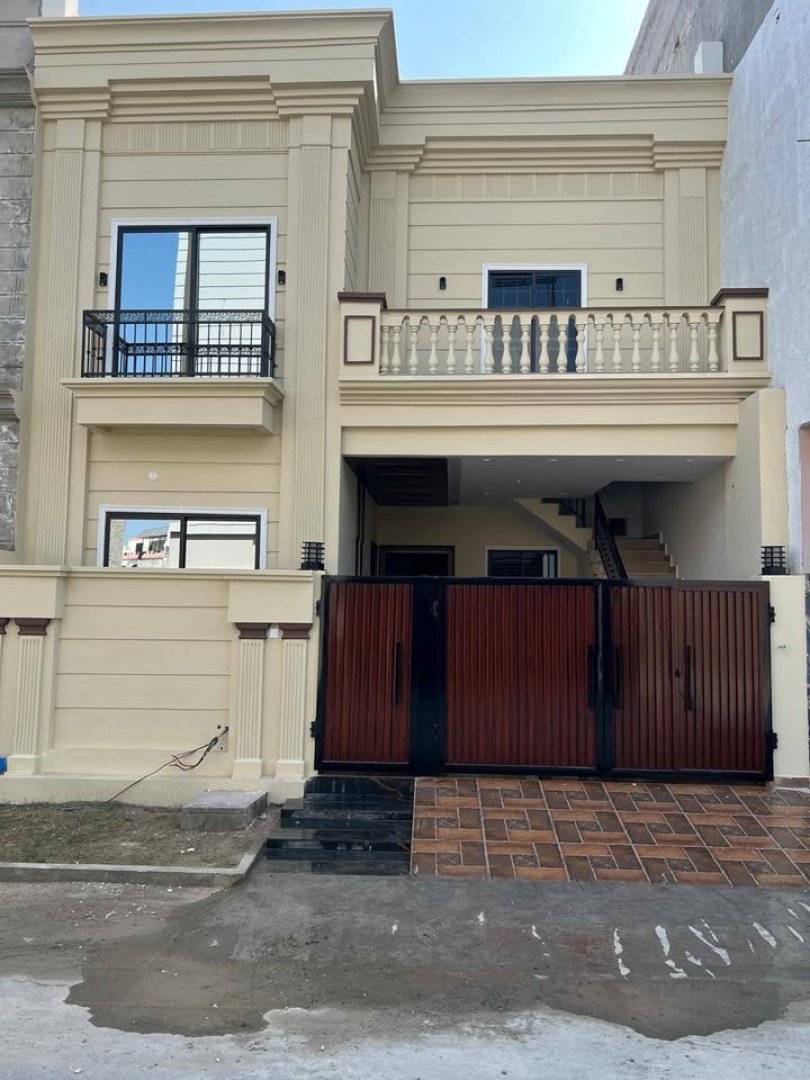 5*Marla double story styles house for sale